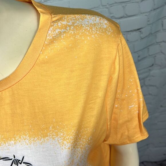 Women’s Yellowstone Graphic Tee Sorta Sweet Sorta Beth Dutton - Picture 4 of 5